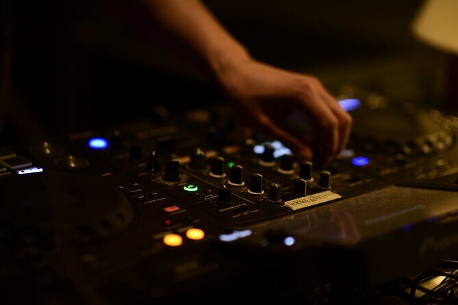 Seoul: Apgujeong Premium Pub Crawl with VIP Bottle Service - Real Traveler Insights & Experiences