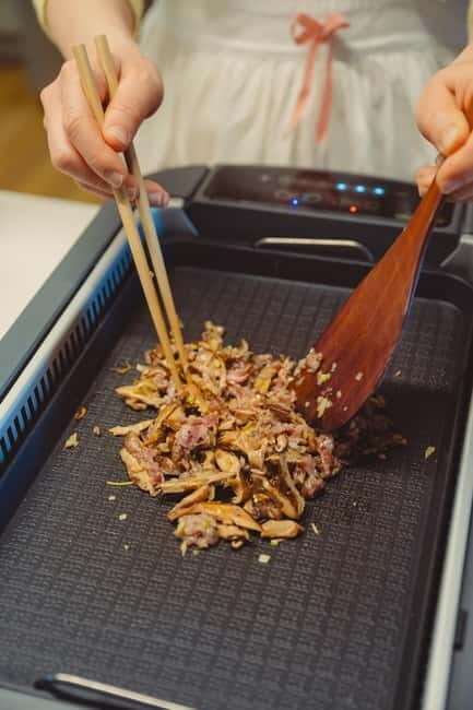 Seoul: Authentic Korean Cooking Class and Market Tour - Who Is This Experience Best For?