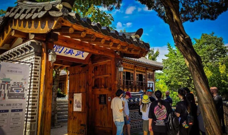 Seoul: Buam-dong Walking Tour with Parasite Filming Site - FAQ