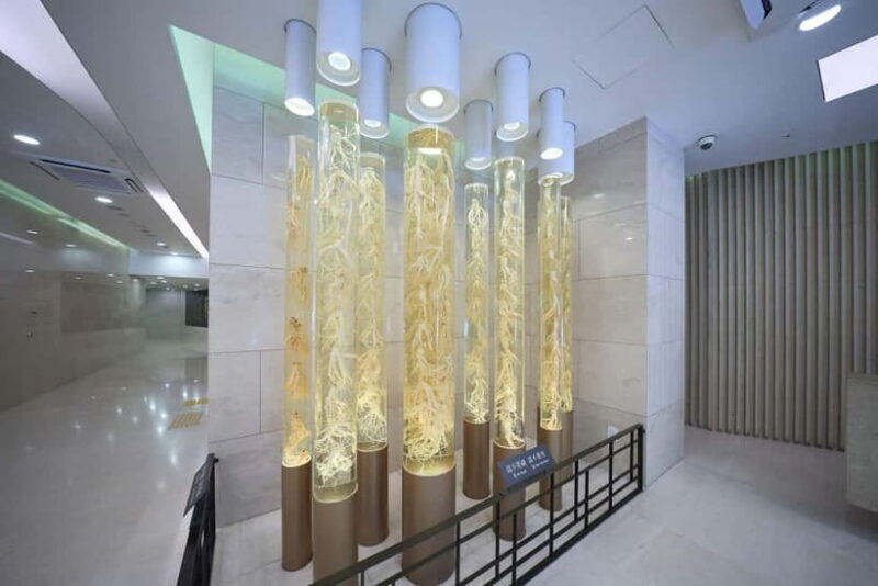 Seoul: Bukchon Village, Gyeongbokgung, Gwangjang Market - FAQ