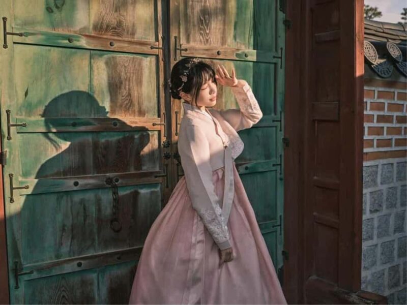 Seoul: Cinematic Hanbok Experience with Photos - Introduction
