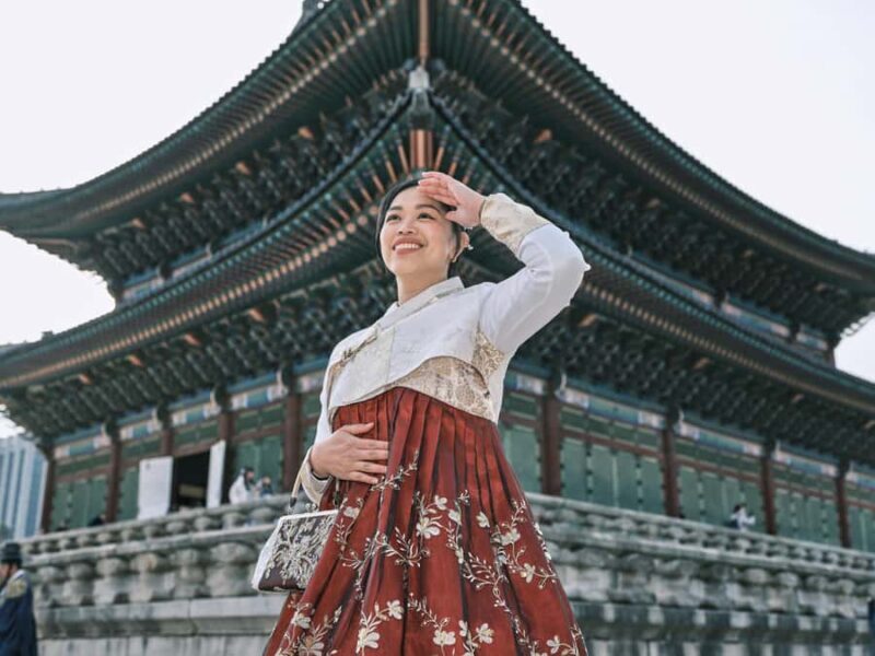 Seoul: Cinematic Hanbok Experience with Photos - The Experience in Detail