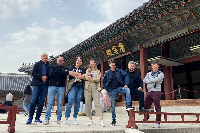 Seoul: City Highlights Private Tour With Pickup and Drop-Off - Inclusions and Meal Stop