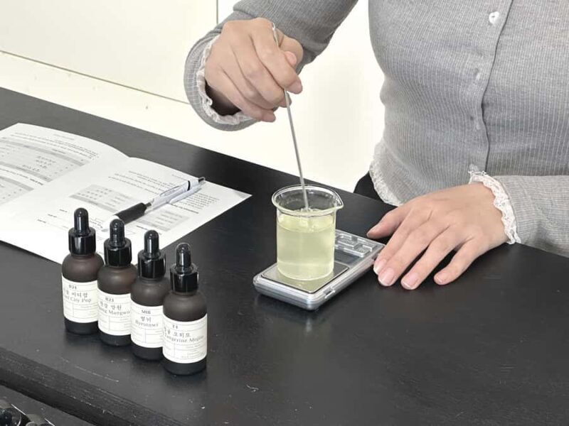 Seoul: Create Your Own Luxury Niche Perfume in Hongdae - Who Will Love This?