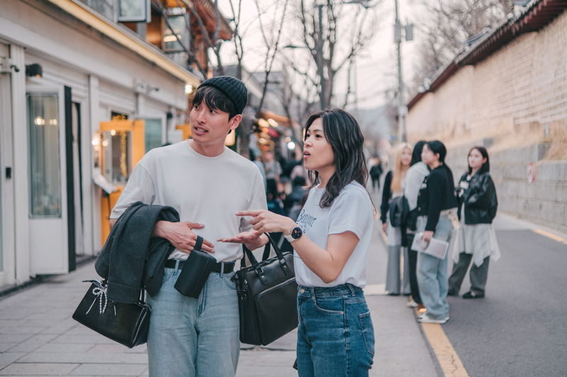 Seoul Golden Hour Photography Tour with Historian Guide - Ikseon-dong’s lanes reward a slower pace