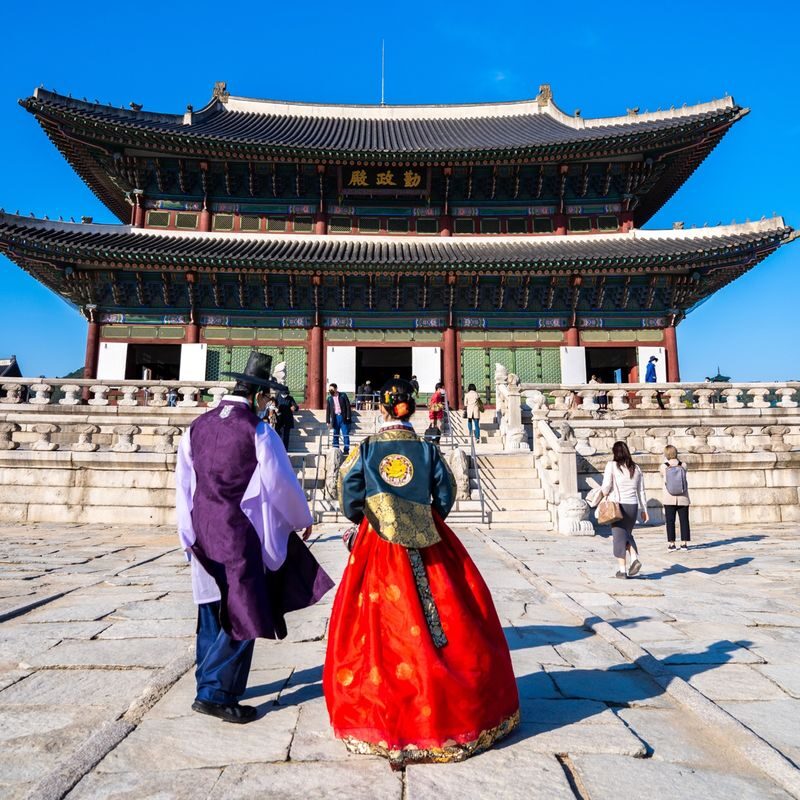 Seoul Gyeongbokgung Monster Tour: Outdoor Escape Game Experience - Follow the clues through twelve missions
