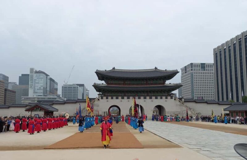 Seoul: Gyeongbokgung palace and Inwangsan Mt. Hiking Tour - Why This Tour Stands Out