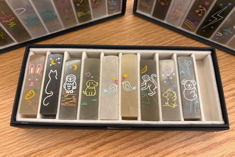 Seoul Haebangchon: Korean Name Seal Making(Your Personalized Seal) - Finding the B1 entrance in Haebangchon
