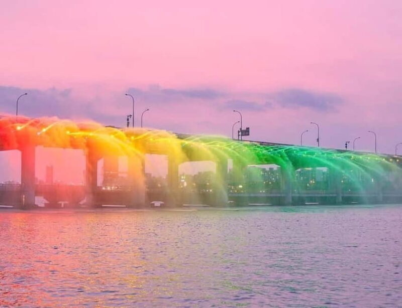 Seoul: Han River Picnic & E-Bike Ride to Rainbow Fountain - Good To Know
