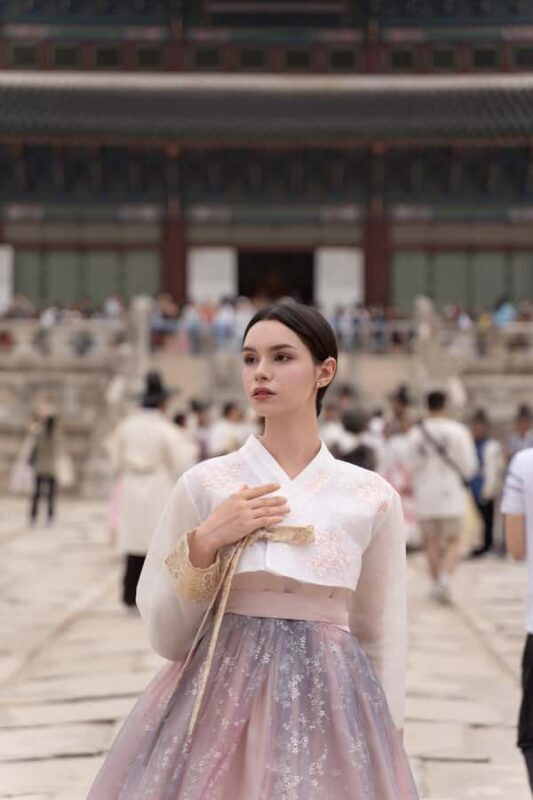 Seoul: Hanbok Photoshoot at Gyeongbokgung Palace - Who Will Love This Experience?