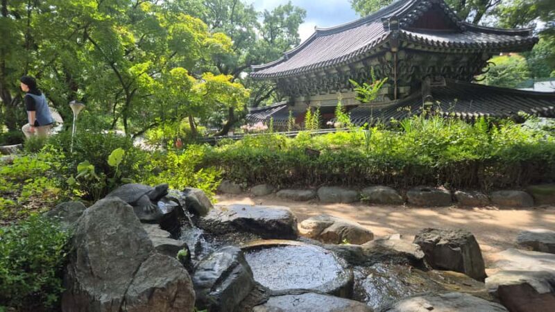 Seoul Hidden Gem Walk: Private, Local & Relaxed - Walking Through Quiet Alleys and Local Routines