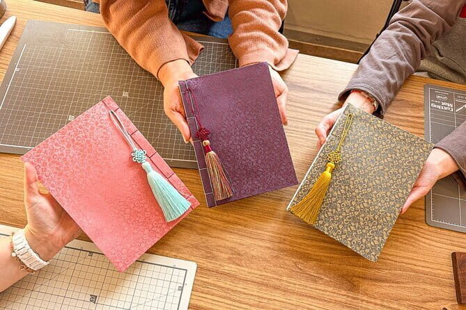 Seoul: Hongdae Premium Pubcrawl with Open Bottles - Authentic Experiences from Reviewers