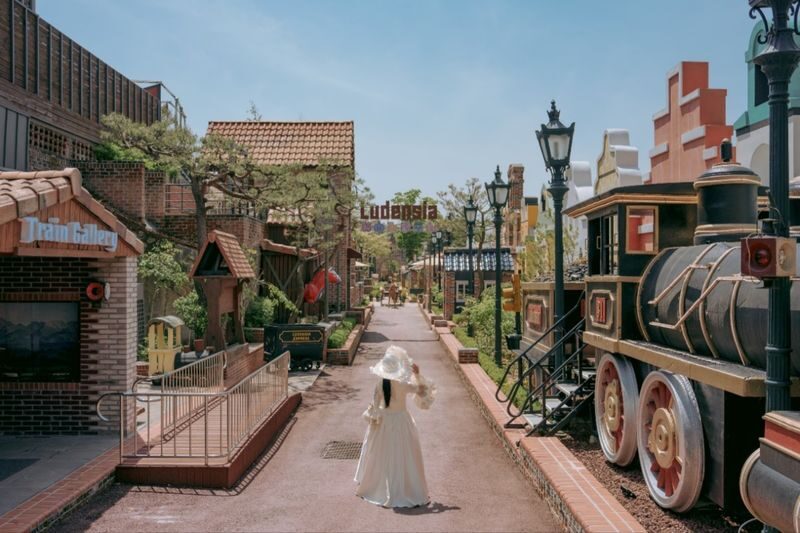 Seoul Hwadam Forest & Yeoju Ludencia Full-Day Tour - Yeoju Outlet is a practical stop, not a sightseeing substitute