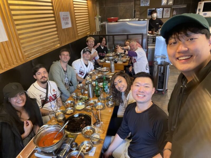 Seoul: Jamsil Baseball Stadium Game Ticket with Dinner&Beer - Logistics — Meeting, Timing, and Group Size