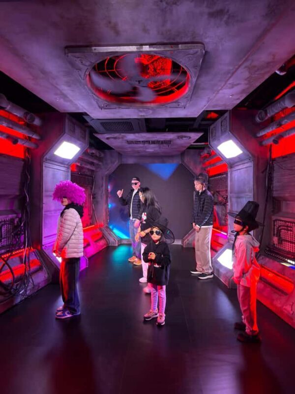 Seoul: K-Pop Dance Class and Video Shoot at HiKR Ground - An in-depth look at the Seoul K-pop dance experience