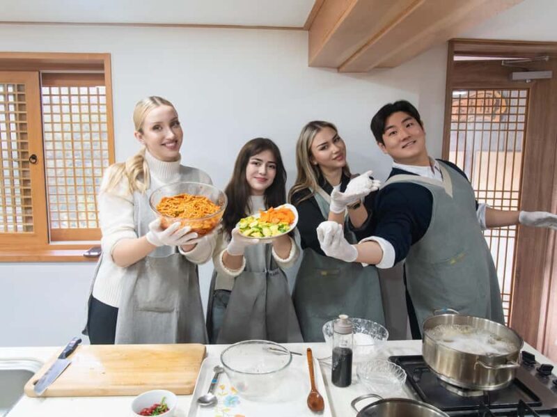 Seoul: Korean Buddhist Temple Food Cooking Class With a Monk - Exploring the Experience: What to Expect