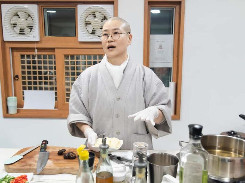 Seoul: Korean Buddhist Temple Food Cooking Class With a Monk - Why This Experience Matters