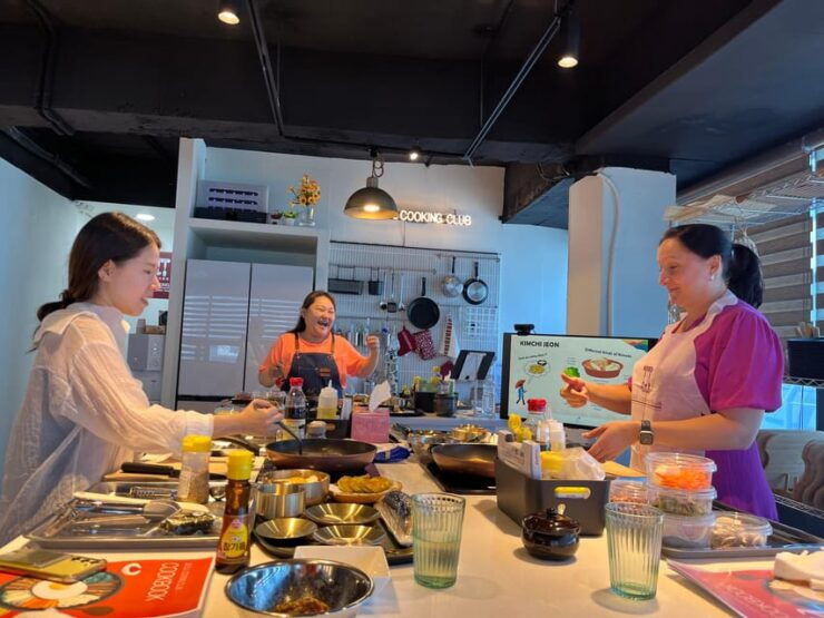 Seoul: Korean Cooking at Seoul Cooking Club! - Key Points