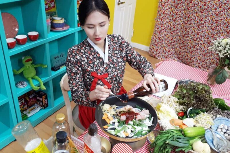 Seoul: Local Home Korean Cooking Class and Market Tour - What to Expect: A Closer Look at the Experience