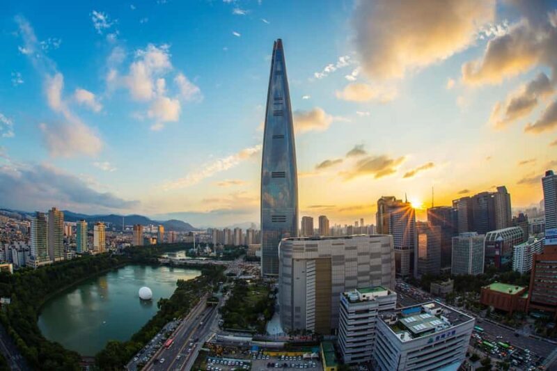 Seoul: Lotte World Tower Seoul Sky Observatory Ticket - The Location and Accessibility