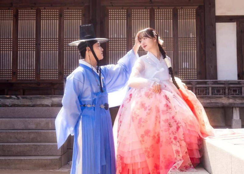 Seoul: Modern Hanbok Dress Photoshoot Gyeongbokgung Palace - What to Expect During the Photoshoot