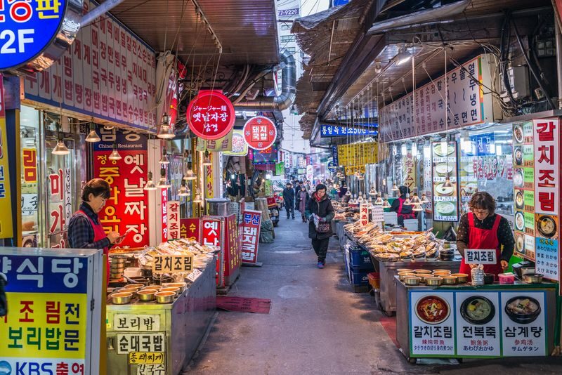 Seoul Namdaemun Market Half-Day Guided Food Tour - A guide makes the food easier to read