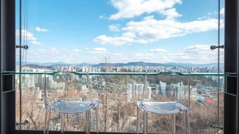 Seoul: Night Tour with Coffee and Market Visit - The logistics: what to expect