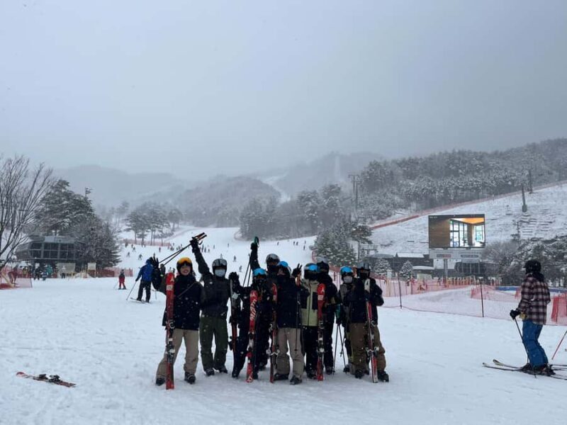Seoul: Oak Valley Ski Resort Tour with Lesson&Ticket&shuttle - Considering the Downsides