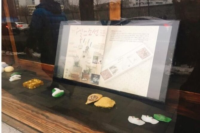 Seoul OraeGage Bukchon Hanok Walking Tour - Important Information