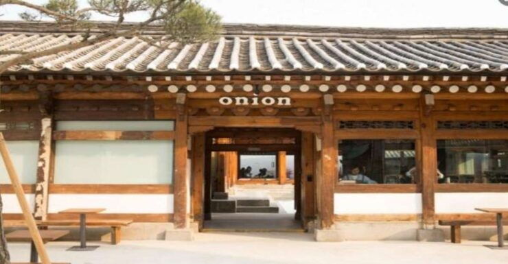 Seoul Oraegage Bukchon Hanok Walking Tour - Tour Duration and Group Size