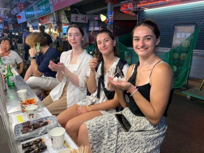 Seoul: Palace, Temple and Market Guided Foodie Tour at Night - Full Tour Description