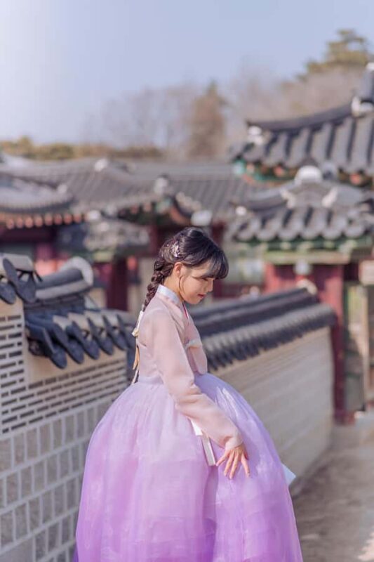 Seoul: Premium Hanbok Photo in Seoul by Sony Award Pro - Who Should Consider This Tour?