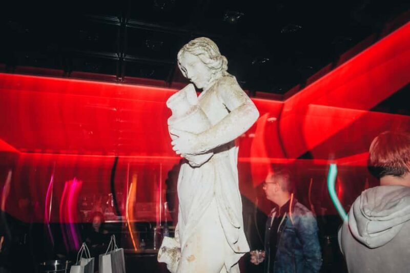 Seoul: Premium Pub Crawl with VIP Bottle Service - What You Can Expect from the Night