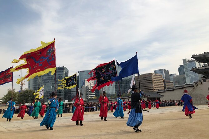 Seoul Private Car Tour With a Premium Guide - The Sum Up