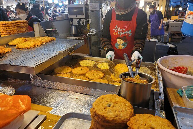 Seoul Private Night Tour: Royal Palace & 5 Street Food Tastings - Authentic Experiences & What You’ll Take Away