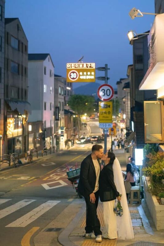 Seoul: Private Photo Walk with a Local Photographer - Why This Photo Walk Stands Out