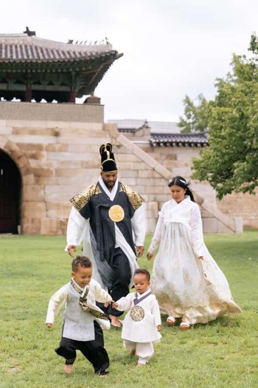 Seoul: Private Photo Walk with a Local Photographer - FAQ