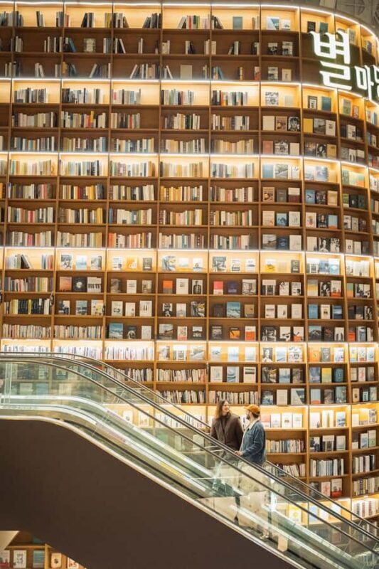 Seoul: Private Photo Walk with a Local Photographer - Good To Know