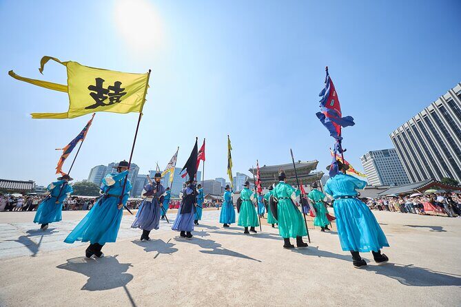 Seoul Royal Palace,Bukchon Hanok Village & Gwangjang Market Feast - An In-Depth Look at the Tour Experience