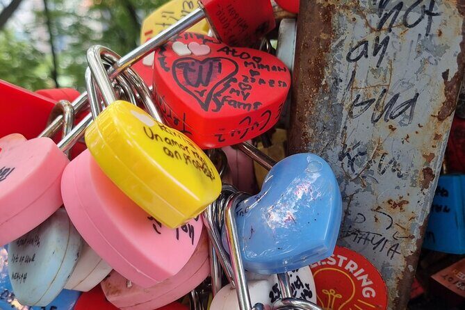 Seoul Royal Palaces and Hidden Gems Customizable Private Tour - Why Choose the Seoul Royal Palaces and Hidden Gems Tour?