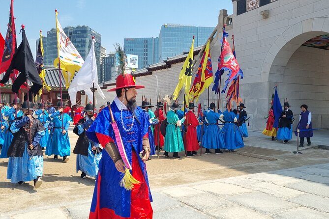 Seoul Royal Palaces and Hidden Gems Customizable Private Tour - What’s Included and What’s Not?