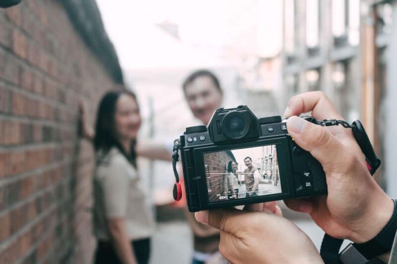 Seoul: Street Photoshoot and Hidden Gem History Walking Tour - Good To Know