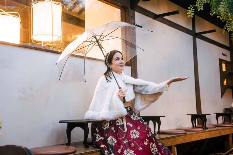 Seoul: Street Photoshoot and Hidden Gem History Walking Tour - Who Will Love This Tour?