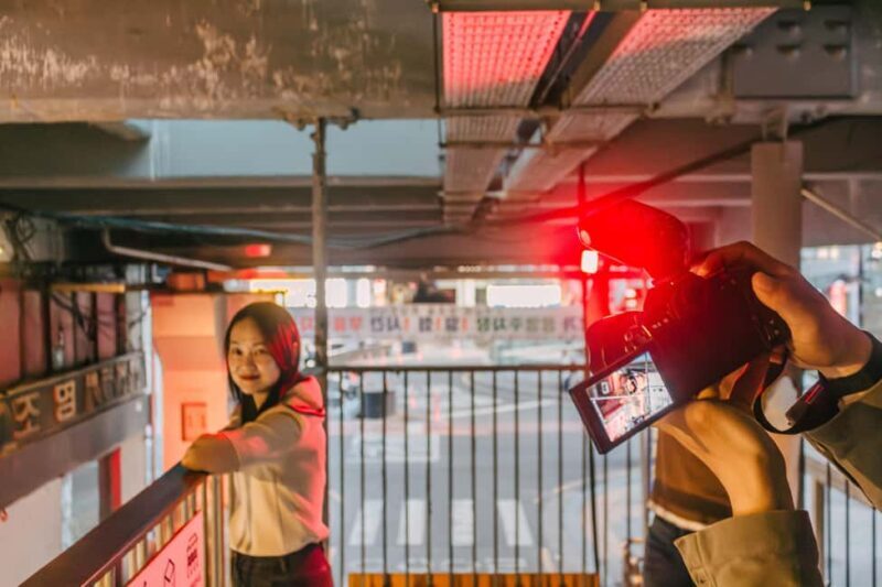 Seoul: Street Photoshoot and Hidden Gem History Walking Tour - Authentic Experiences From Reviews