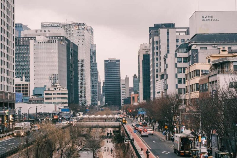 Seoul: Street Photoshoot and Hidden Gem History Walking Tour - The Value of This Tour