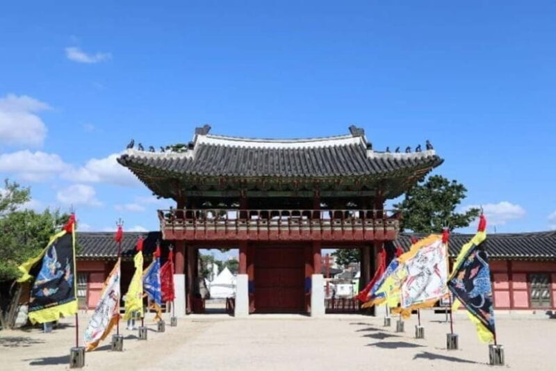 Seoul: Suwon Hwaseong & Waujeongsa & Starfield Heritage Tour - Good To Know