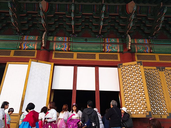 Seoul Symbolic Afternoon Tour Including Changdeokgung Palace - Hotel Pickup for Convenience