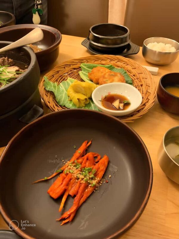 Seoul: Traditional Community Walking Food Tour in Bukchon - Pricing, Duration, and Overall Value