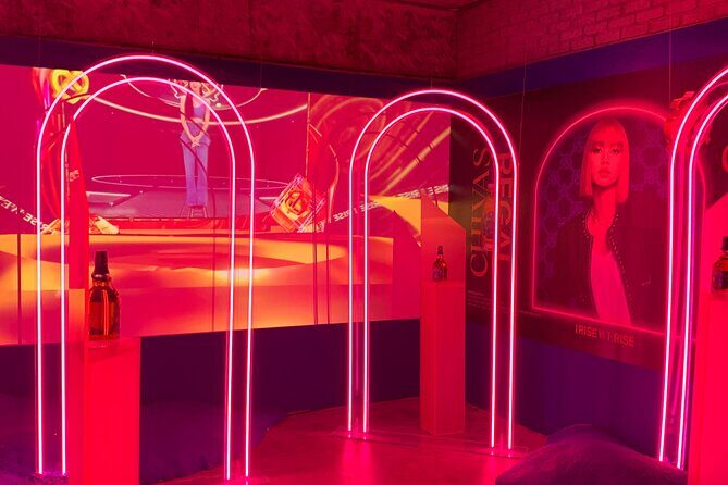 Seoul Walking Tour from Seongsu with Private Photos - An In-Depth Look at the Tour Experience