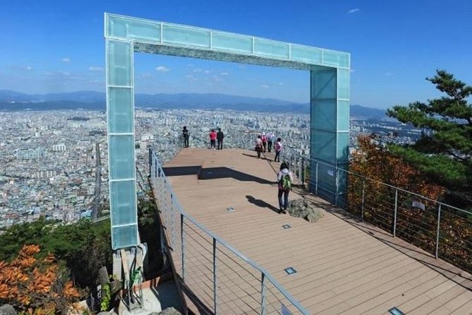 Seoul Walking Tour With Mt. Inwang Hike - Starting Point and Meeting Time